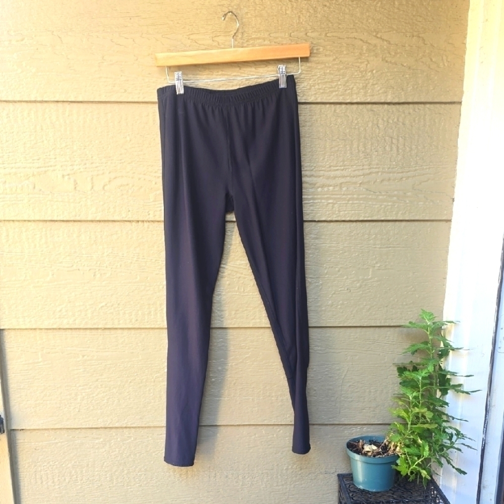 Under Armour black active leggings pants M